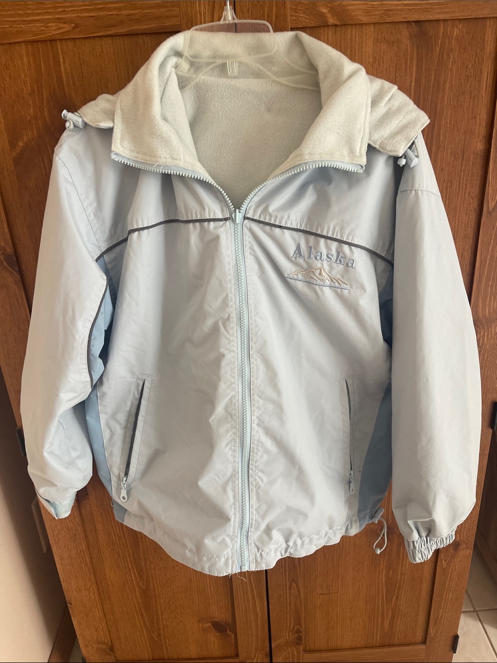 Women's Light Gray Ski Jacket with Fleece Lining